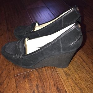 Brand New Michael Kors suede wedge - women’s 9